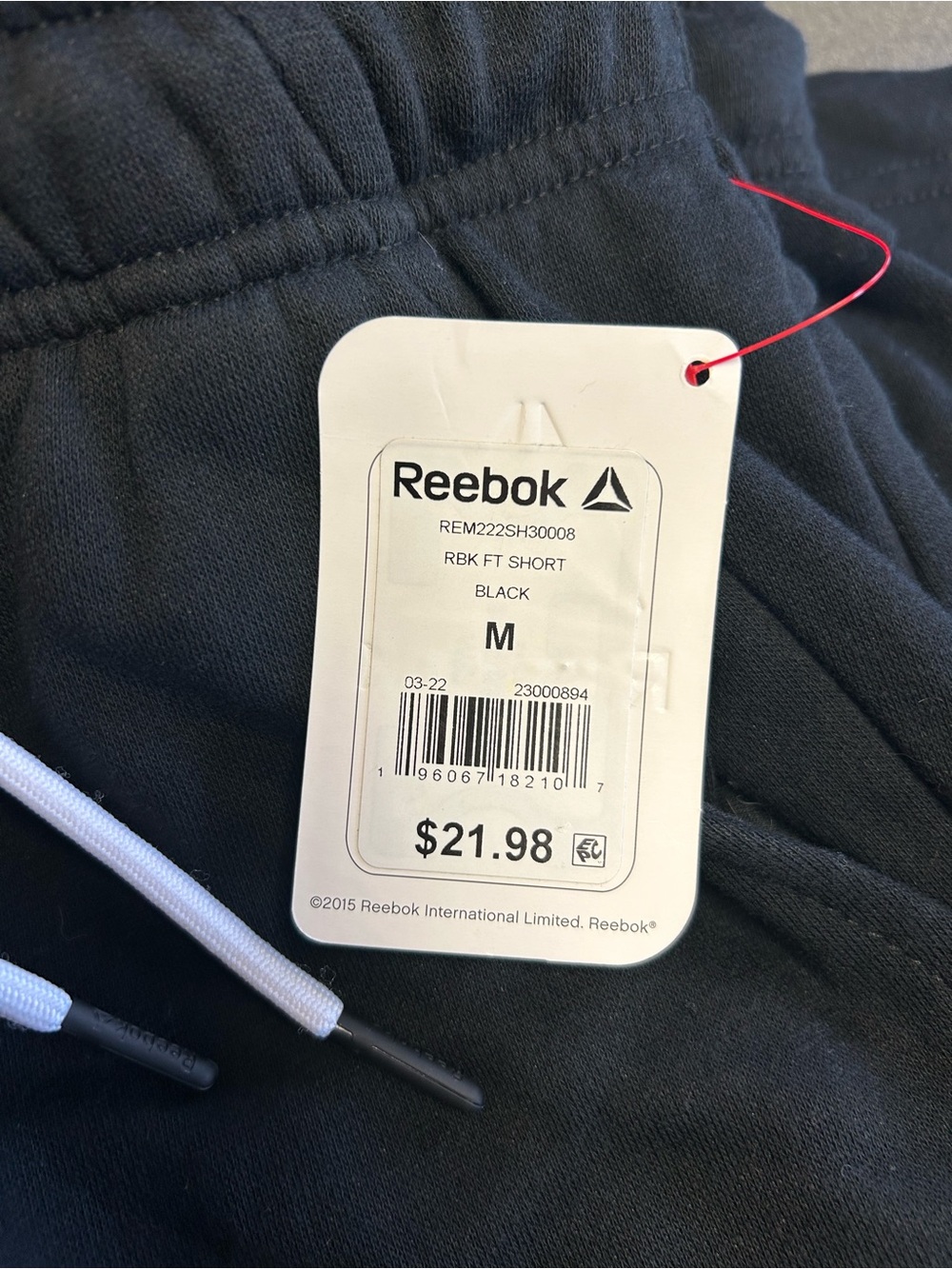 NWT men’s Reebok lifestyle 10” shorts Medium - Picture 6 of 8
